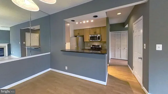 $2,600 | 5917 Barbados Place, Unit 27, Rockville, MD 20852