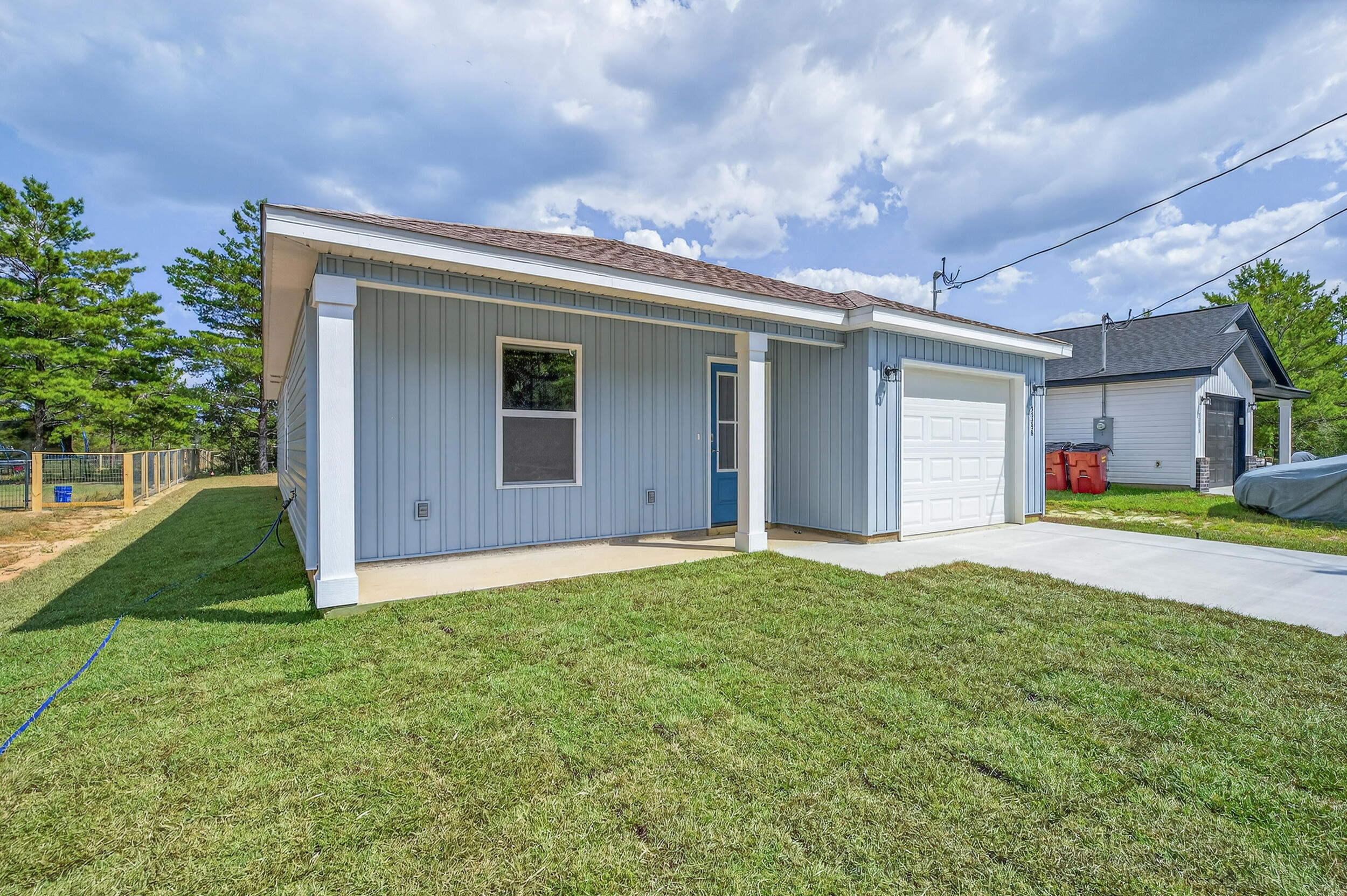 5325 B Kervin Road Crestview, FL 32539 - Photo 3 of 44 a view of an house with backyard space and tree