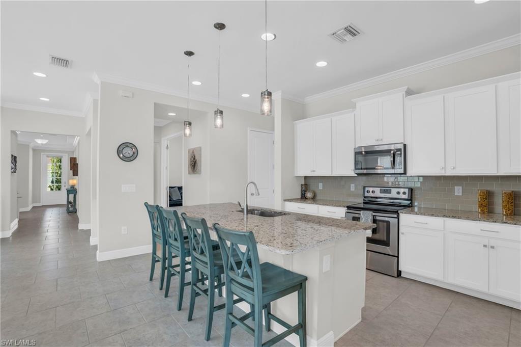 3288 Pilot Circle Naples, FL 34120 - Photo 4 of 22