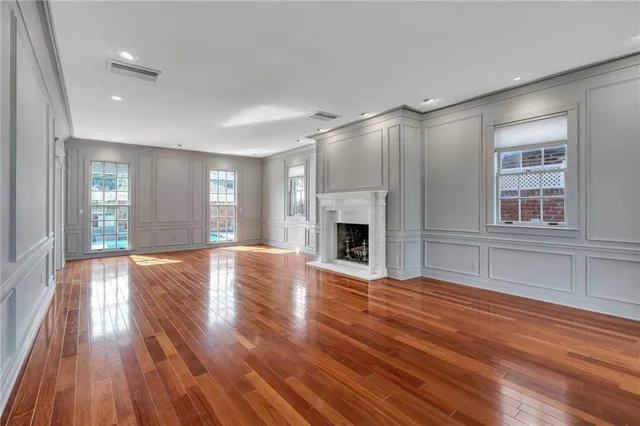 $1,140,000 | 5468 Dayna Court, New Orleans, LA 70124