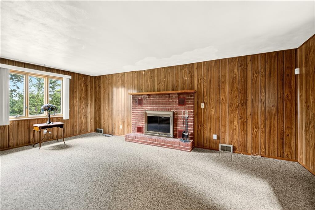 3671 Windover Road Murrysville, PA 15668 - Photo 18 of 42 Family room w/log burning FP