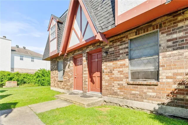 $1,350 | 4217 Arbor Court, Unit D, Kenner, LA 70065