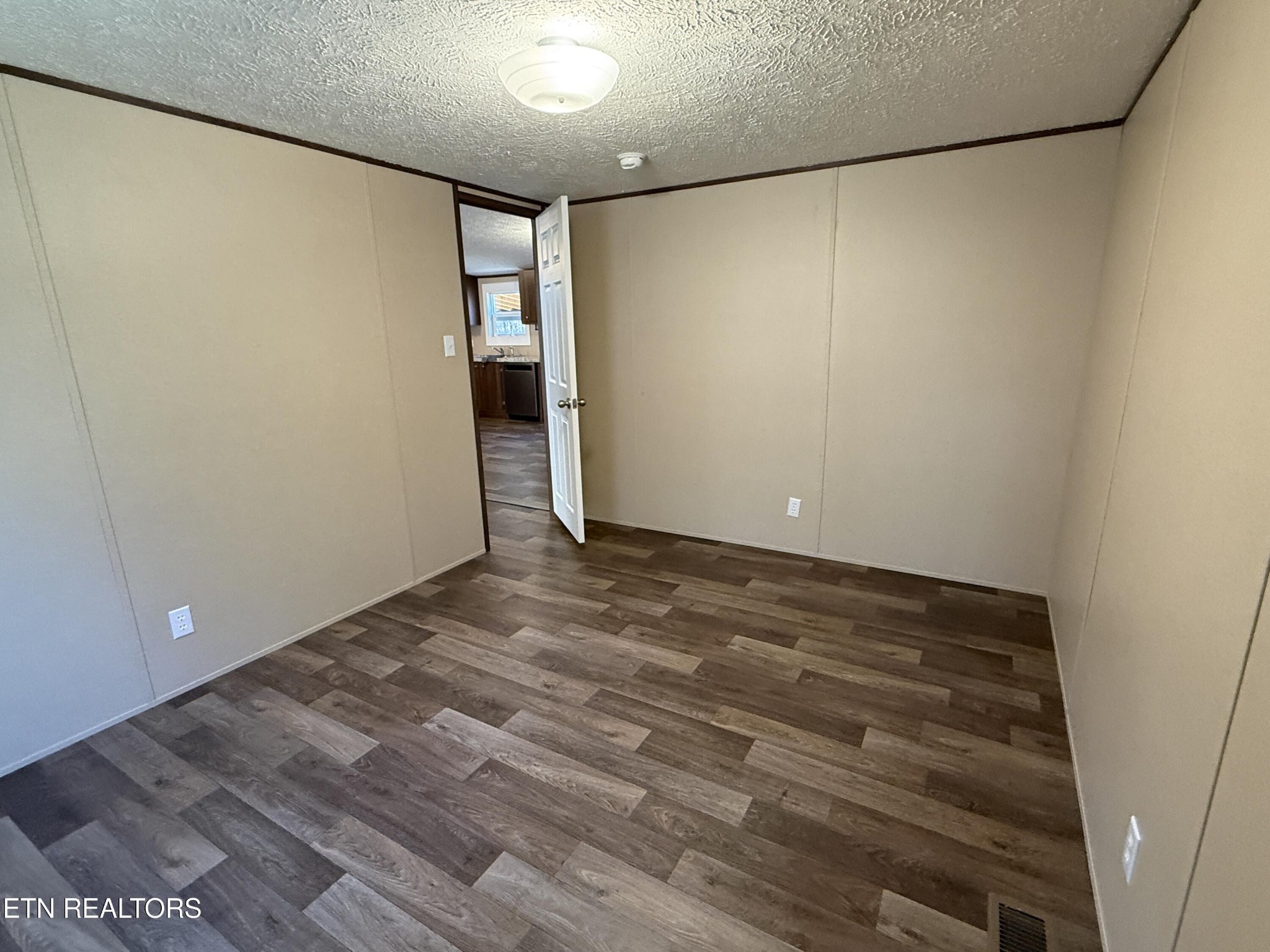 8211 Barker Road Corryton, TN 37721 - Photo 13 of 18