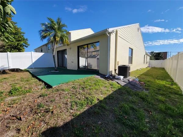 $2,750 | 2771 Summerdale Drive, Unit 1, Clearwater, FL 33761