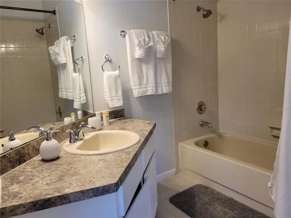 $2,750 | 2771 Summerdale Drive, Unit 1, Clearwater, FL 33761