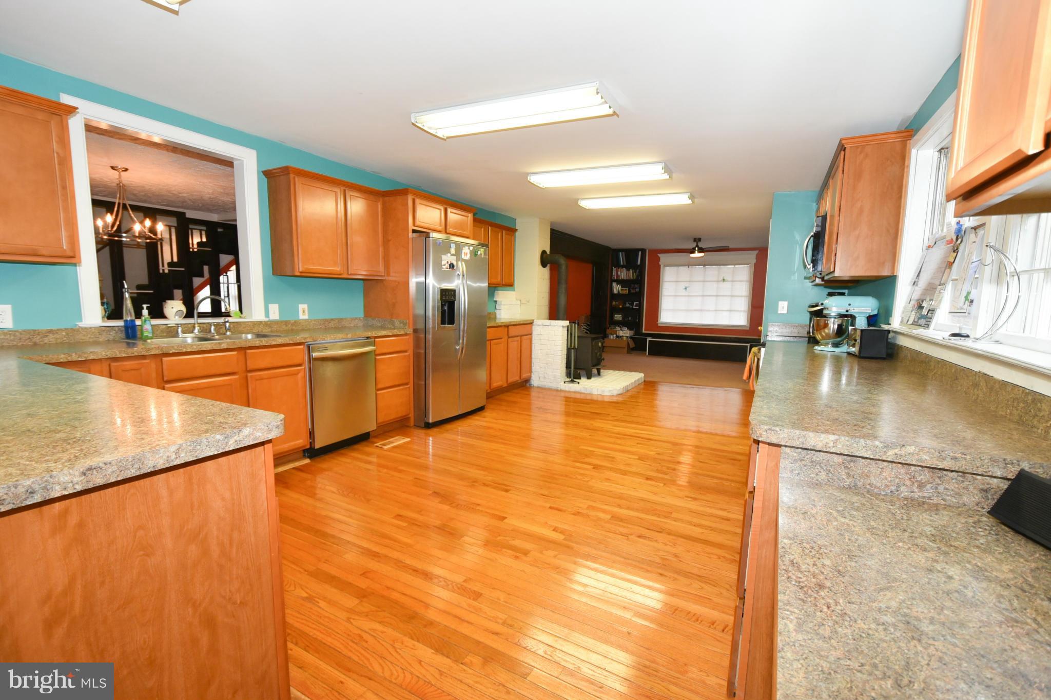 232 Cedar Ridge Drive Ruther Glen, VA 22546 - Photo 2 of 17 Kitchen