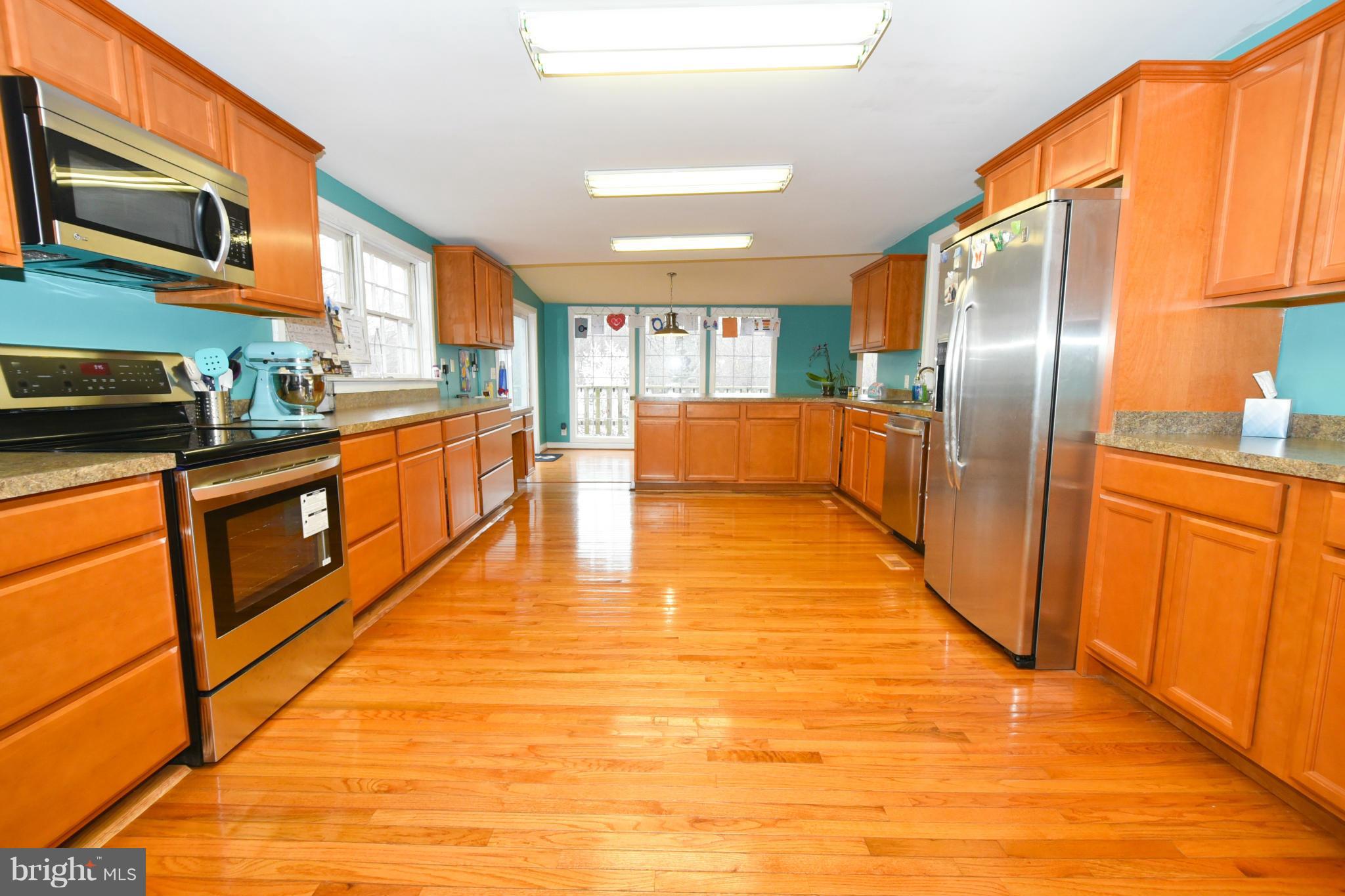 232 Cedar Ridge Drive Ruther Glen, VA 22546 - Photo 4 of 17 Kitchen