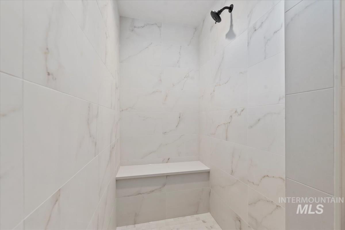 6408 One Tree Place Eagle, ID 83714 - Photo 24 of 42
