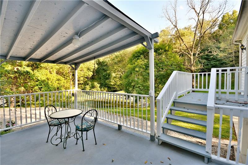 1154 Sugar Run Road Venetia, PA 15367 - Photo 9 of 24