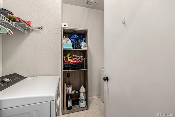 $2,300 | 18919 East Warren Circle, Unit B107, Aurora, CO 80013