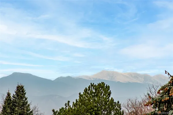 $2,300 | 18919 East Warren Circle, Unit B107, Aurora, CO 80013