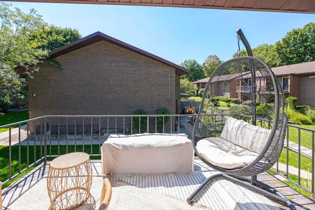 $103,000 | 2500 Topsfield Road, Unit 904, South Bend, IN 46614