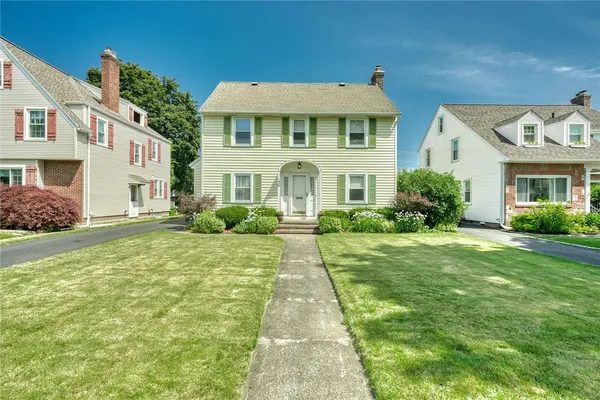 $250,000 | 136 Hoover Road, Irondequoit, NY 14617