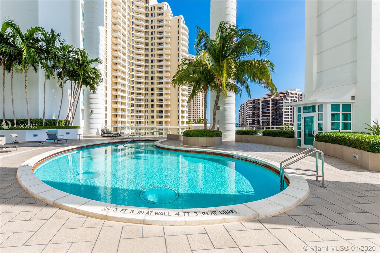 900 Brickell Key Boulevard, Unit 2704 Miami, FL 33131 - Photo 14 of 22