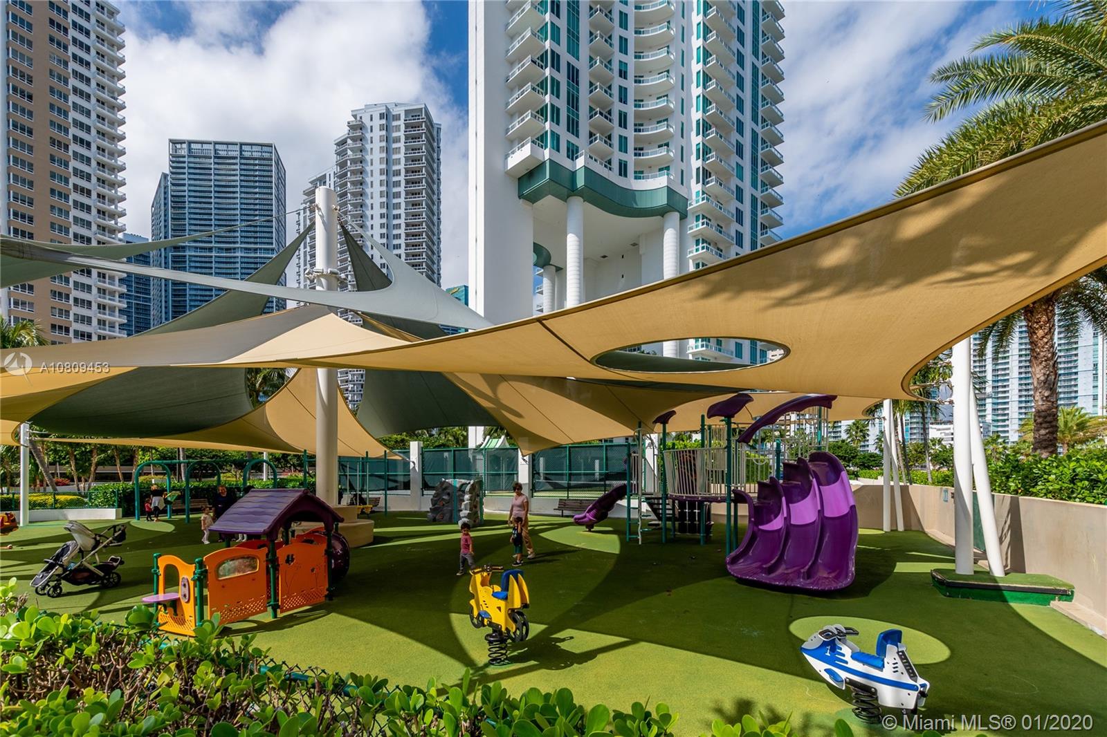 900 Brickell Key Boulevard, Unit 2704 Miami, FL 33131 - Photo 17 of 22