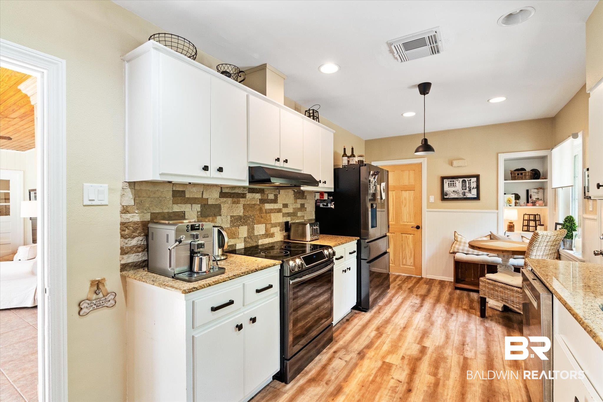335 Dalewood Drive Mobile, AL 36608 - Photo 12 of 38