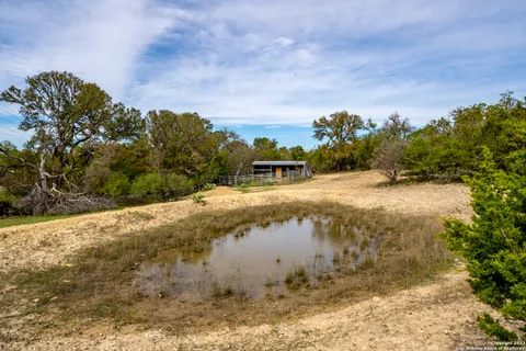 $1,250,000 | 121 B Bartel Road, Comfort, TX 78013