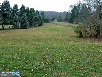 3894 Spring Valley Road Doylestown, PA 18902 - Photo 3 of 12