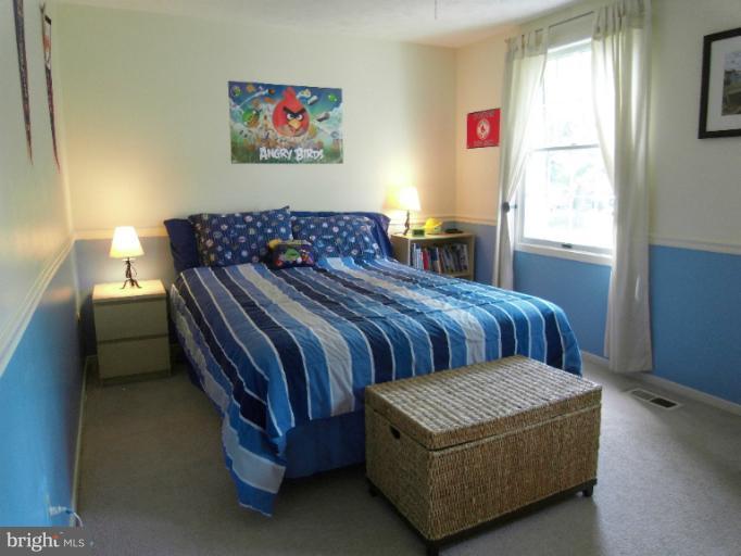 9912 Manet Road Burke, VA 22015 - Photo 16 of 30 Bedroom
