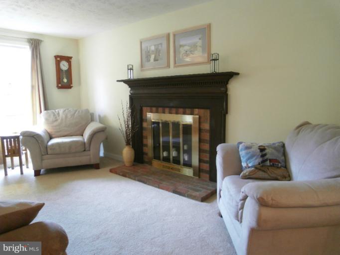 9912 Manet Road Burke, VA 22015 - Photo 24 of 30 Family Room