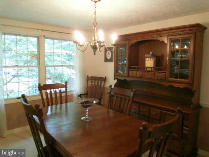 9912 Manet Road Burke, VA 22015 - Photo 26 of 30 Dining Room