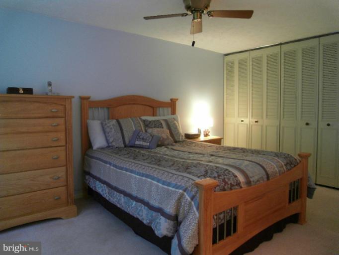 Bedroom (Master)