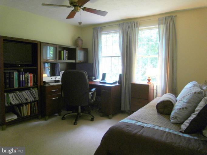9912 Manet Road Burke, VA 22015 - Photo 8 of 30 Bedroom