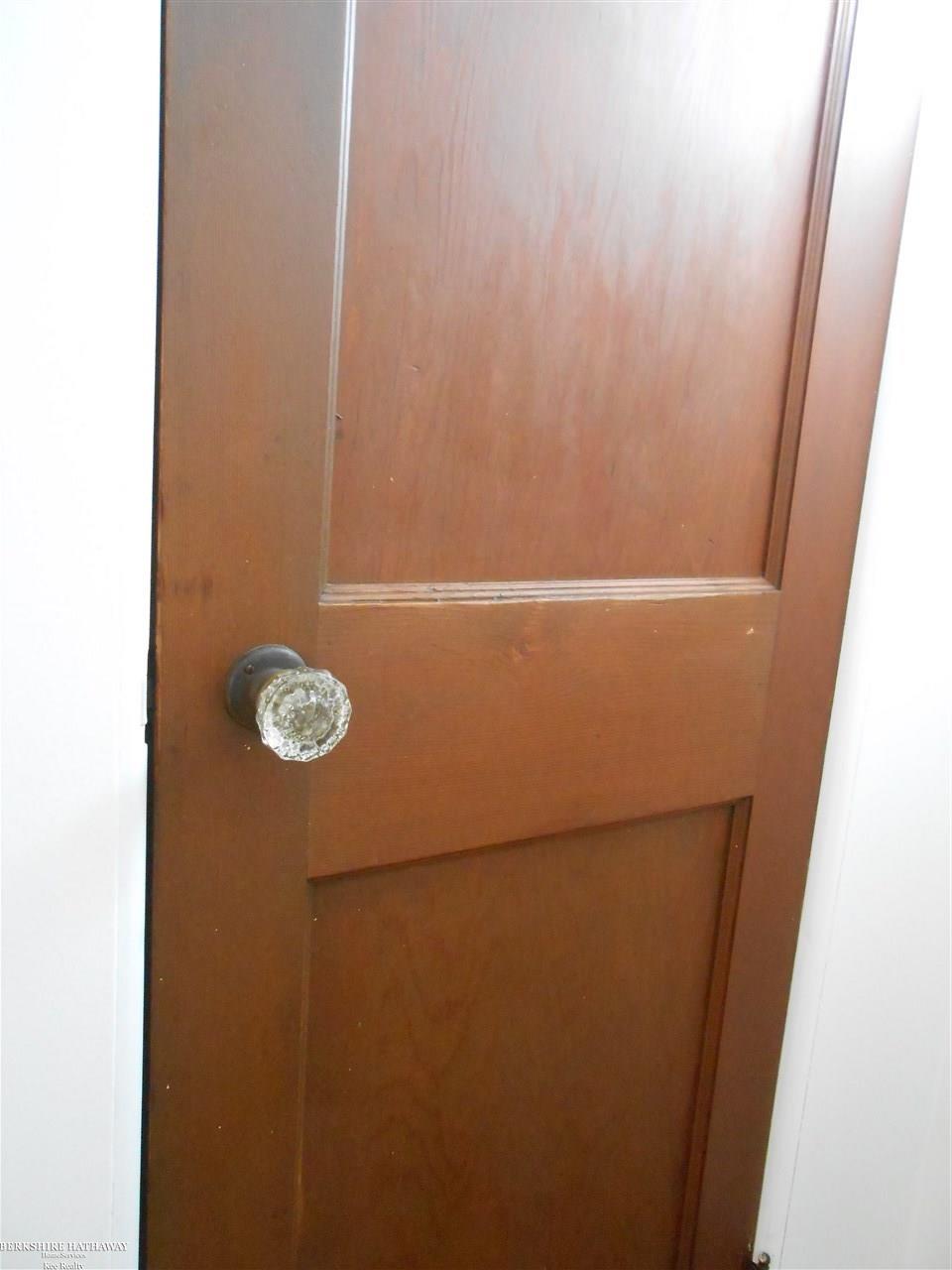62800 New Haven Road Ray, MI 48096 - Photo 29 of 36 All doors and trim are in perfect condition!