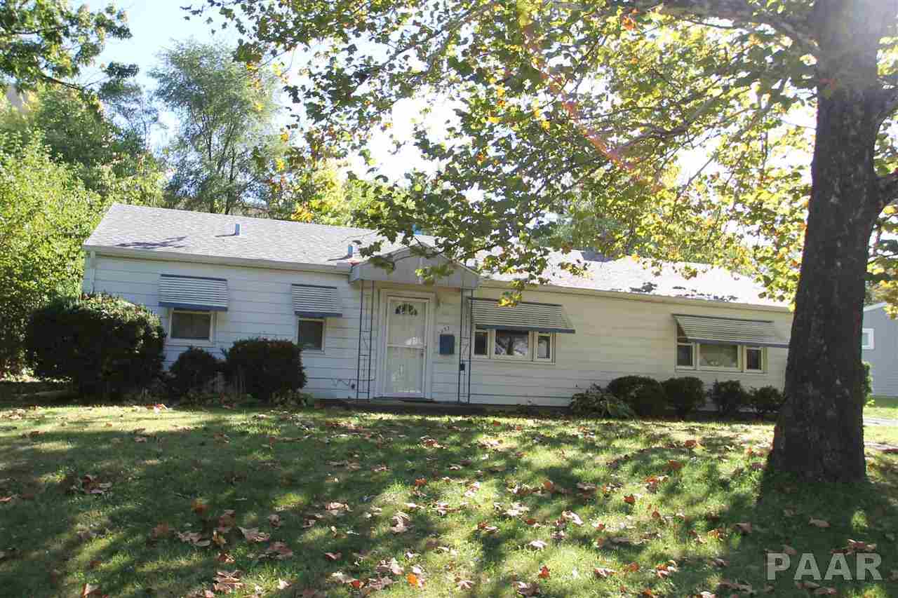 933 West Ridgemont Road Peoria, IL 61614 - Photo 1 of 27 Gallery Image 1