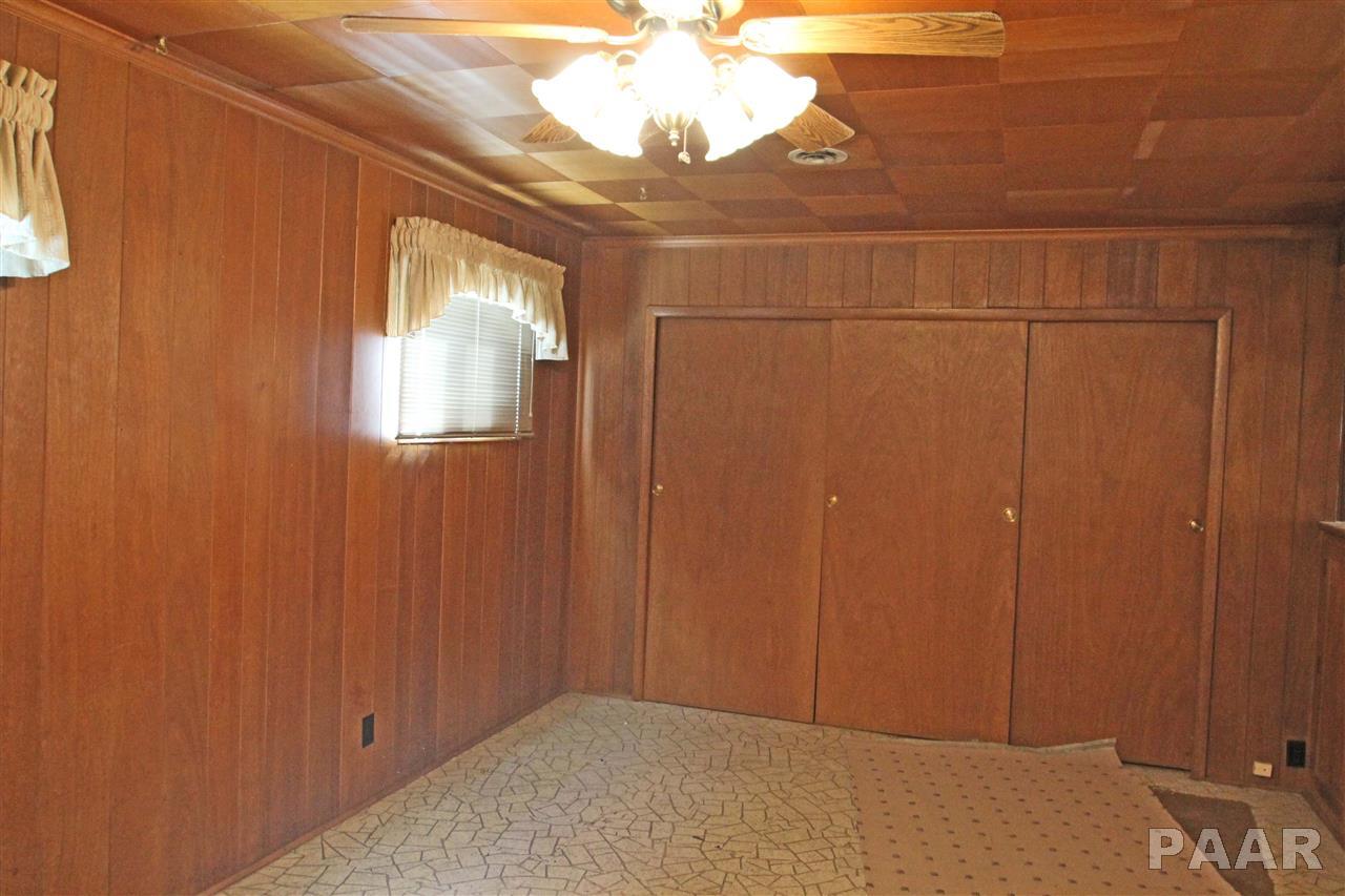 933 West Ridgemont Road Peoria, IL 61614 - Photo 13 of 27 Gallery Image 13