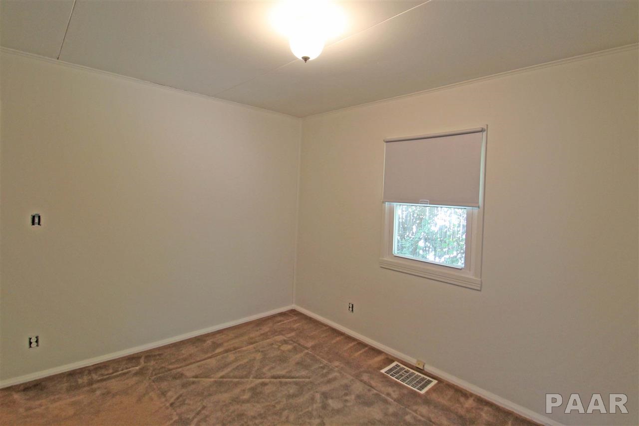933 West Ridgemont Road Peoria, IL 61614 - Photo 16 of 27 Gallery Image 16