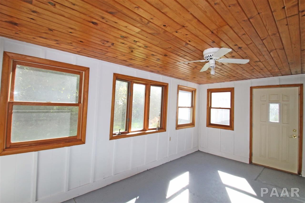 933 West Ridgemont Road Peoria, IL 61614 - Photo 10 of 27 Gallery Image 10