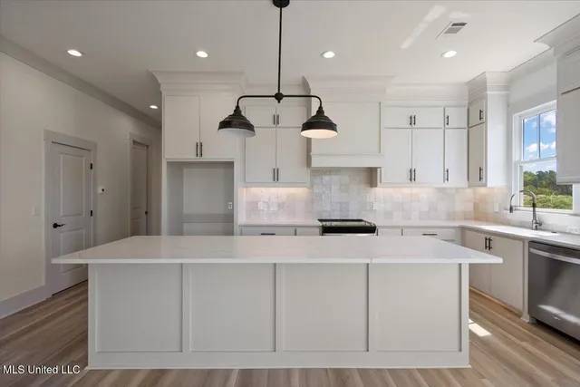 $449,900 | 229 Harmony Street, Flowood, MS 39232