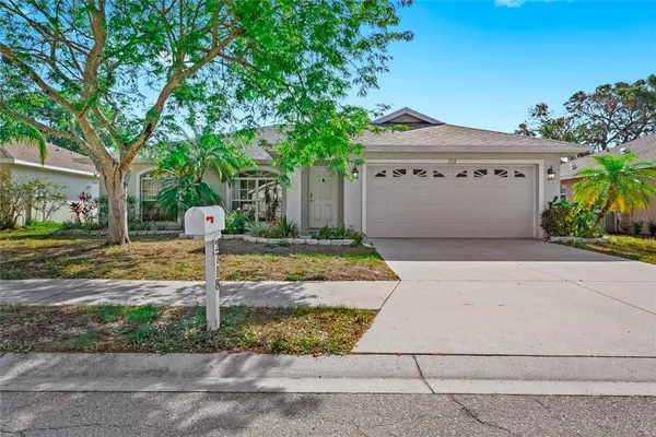 $2,600 | 2718 Feiffer Circle, Sarasota, FL 34235