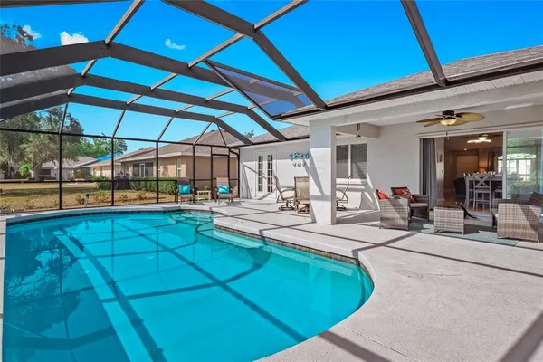 $2,600 | 2718 Feiffer Circle, Sarasota, FL 34235