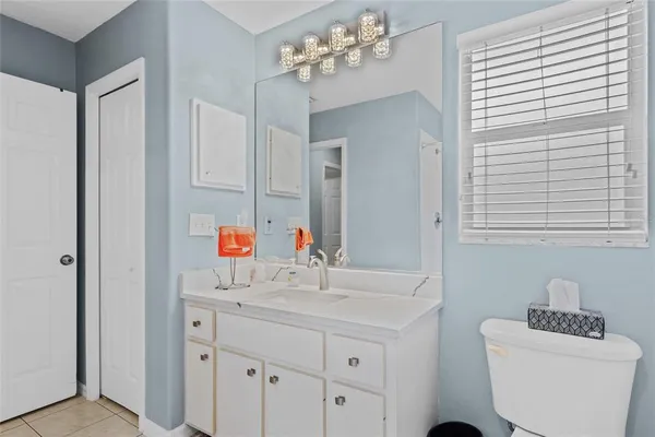 $2,600 | 2718 Feiffer Circle, Sarasota, FL 34235