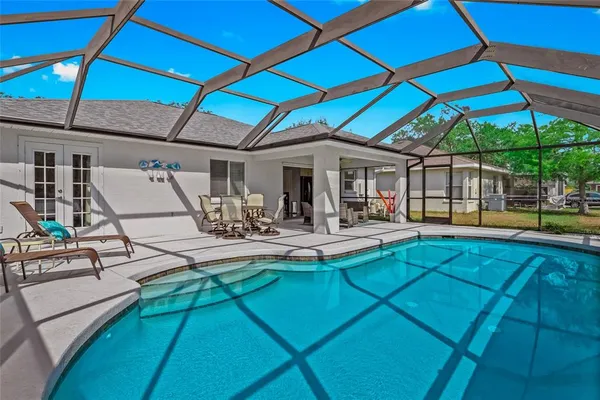 $2,600 | 2718 Feiffer Circle, Sarasota, FL 34235