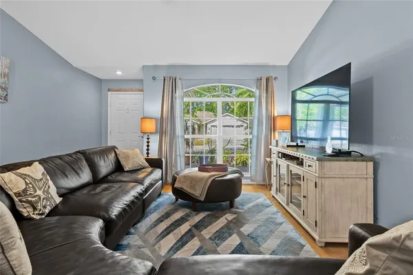 $2,600 | 2718 Feiffer Circle, Sarasota, FL 34235