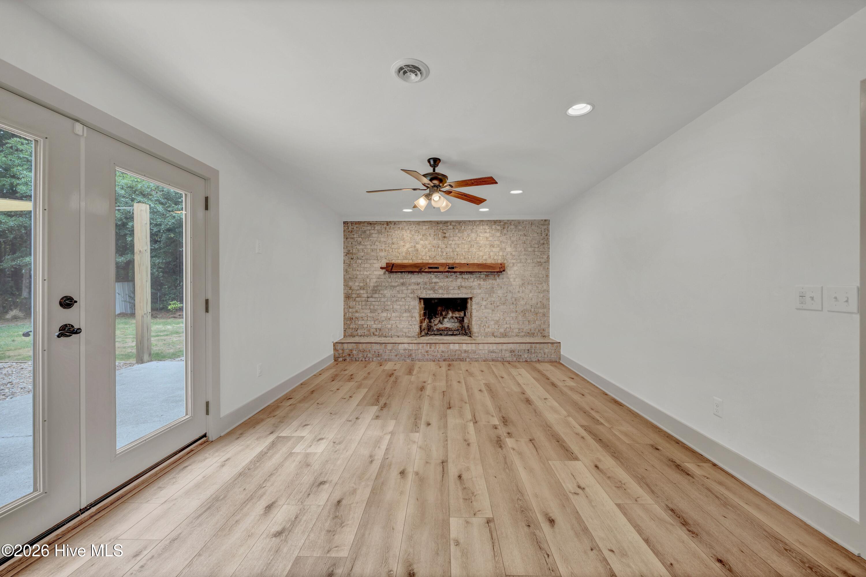 308 North Hampton Road Wilmington, NC 28409 - Photo 10 of 26 004_img_5687_392