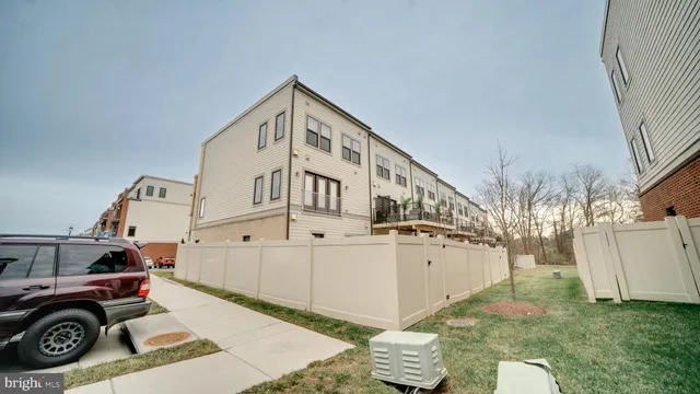 $3,500 | 43057 Pony Truck Terrace, Ashburn, VA 20147