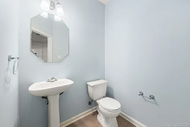 $275,000 | 9030 Gull Lake, San Antonio, TX 78245