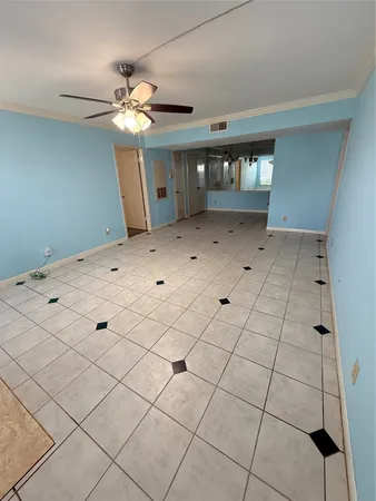 $129,000 | 6606 De Moss Drive, Unit 311, Houston, TX 77074