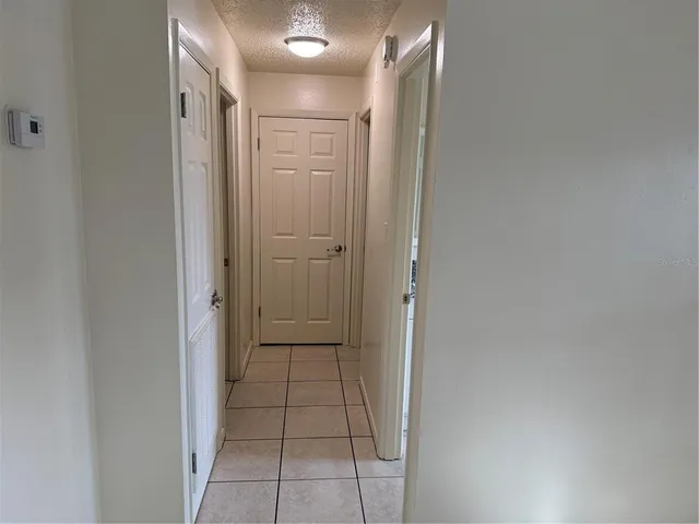 $1,295 | 822 South Lone Oak Drive, Unit B, Leesburg, FL 34748