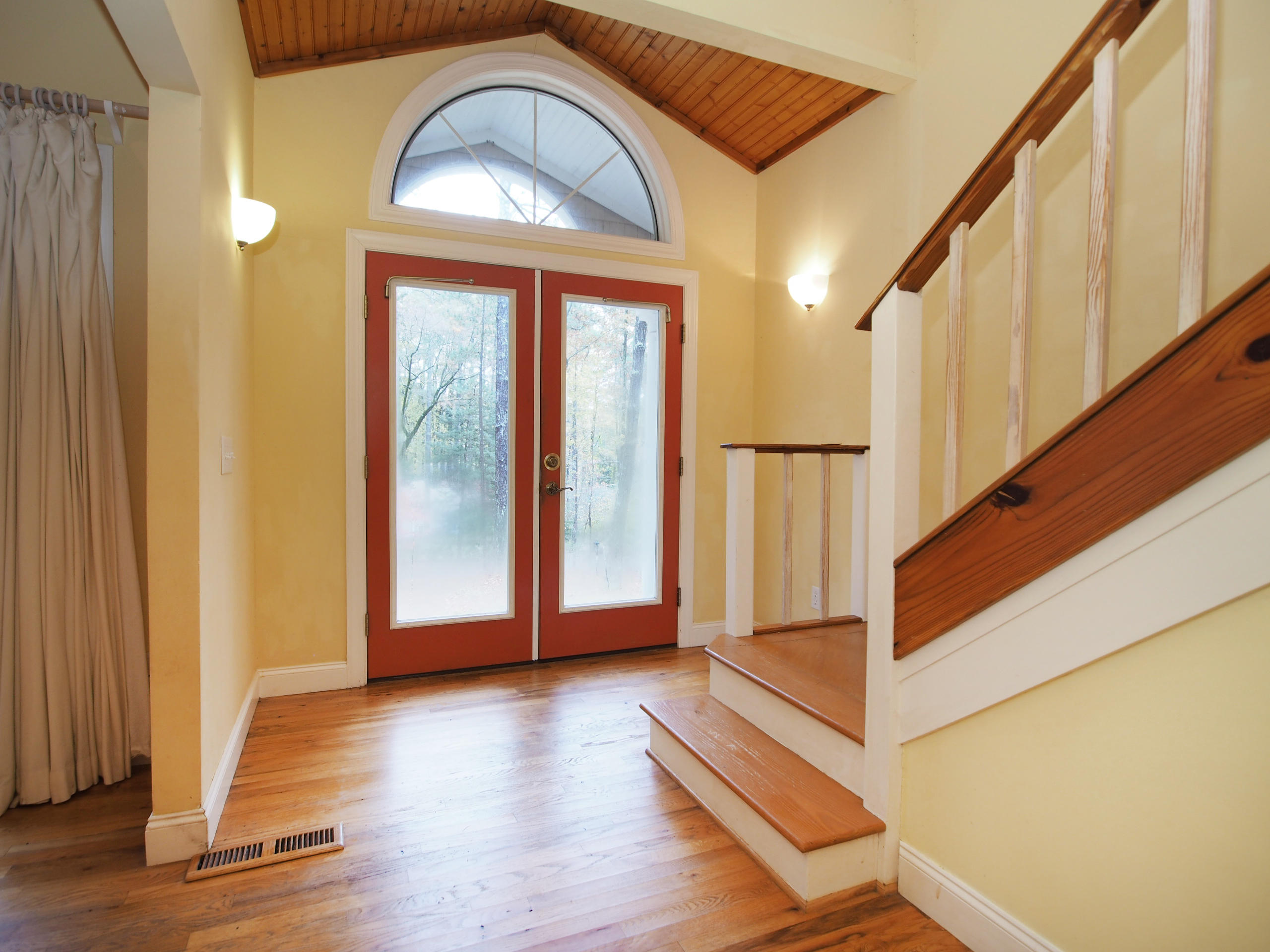 540 Highland Road Southern Pines, NC 28387 - Photo 2 of 30 foyer1
