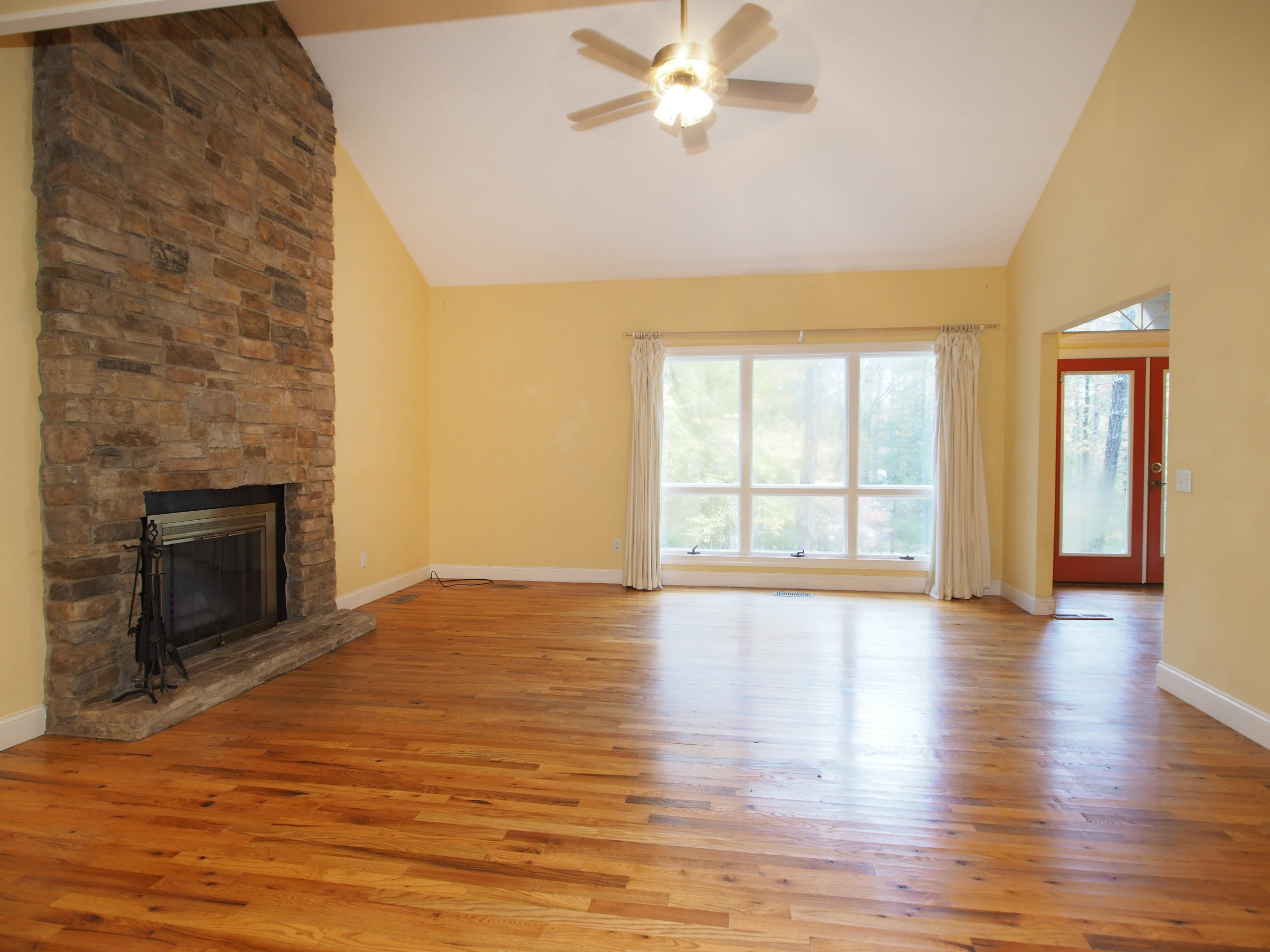 540 Highland Road Southern Pines, NC 28387 - Photo 4 of 30 living2