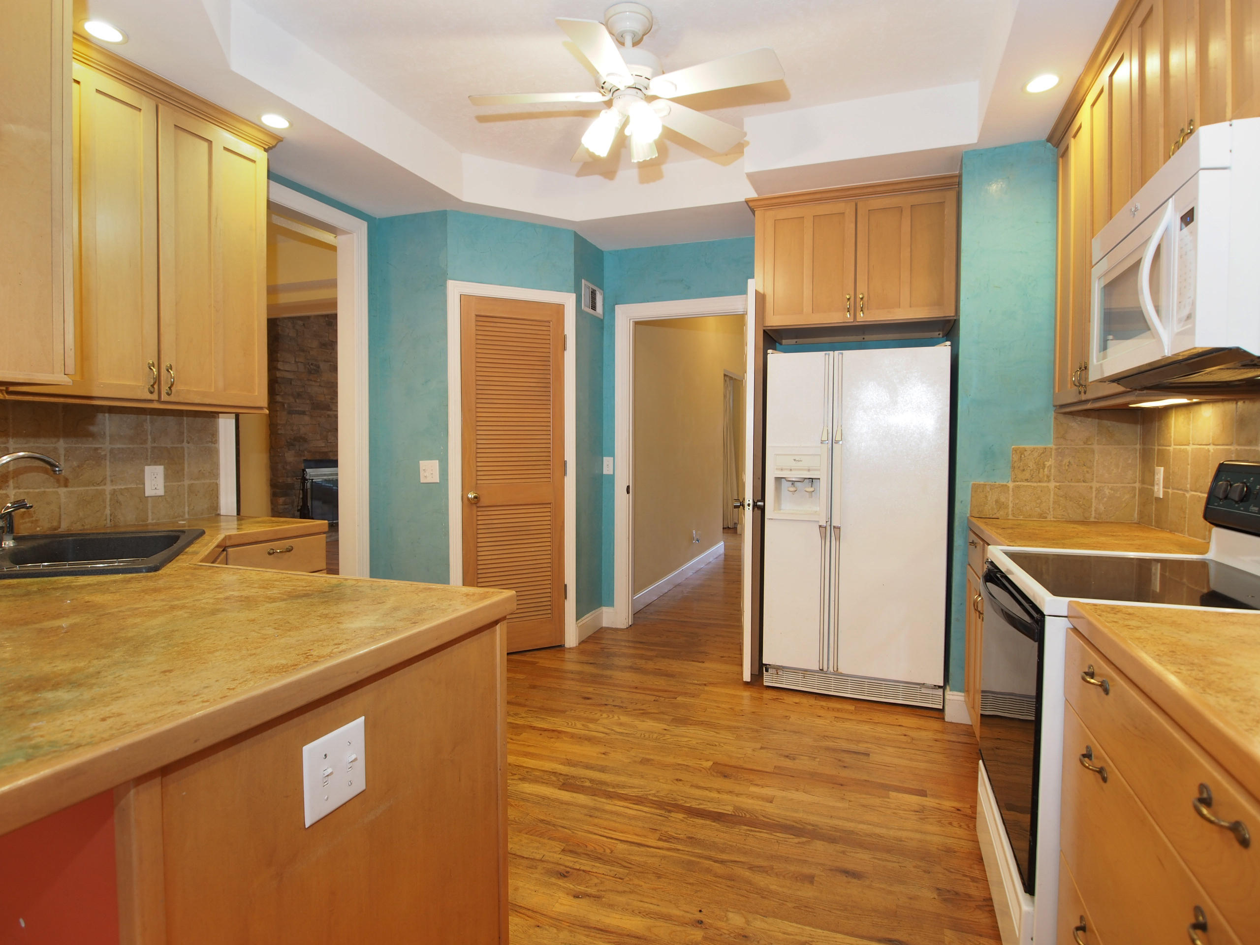 540 Highland Road Southern Pines, NC 28387 - Photo 7 of 30 kitchen1
