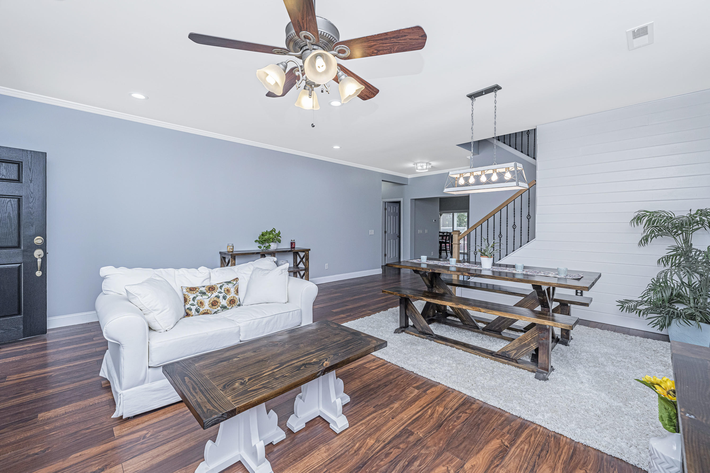 327 Deep River Road Summerville, SC 29486 - Photo 5 of 35 327DeepRiver12