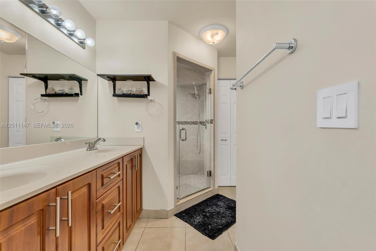 16221 Southwest 72nd Terrace Miami, FL 33193 - Photo 22 of 28