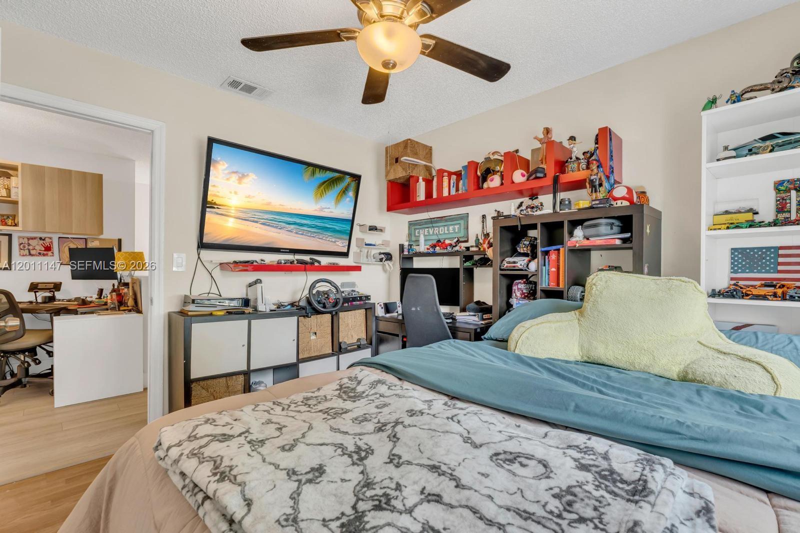 16221 Southwest 72nd Terrace Miami, FL 33193 - Photo 24 of 28