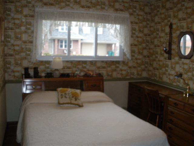 38016 Pointe Rosa Street Harrison Township, MI 48045 - Photo 8 of 9 31048426-7.JPG